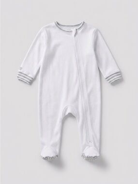 4/$20 JUDDLIES white and grey footed sleeper 6-12 months